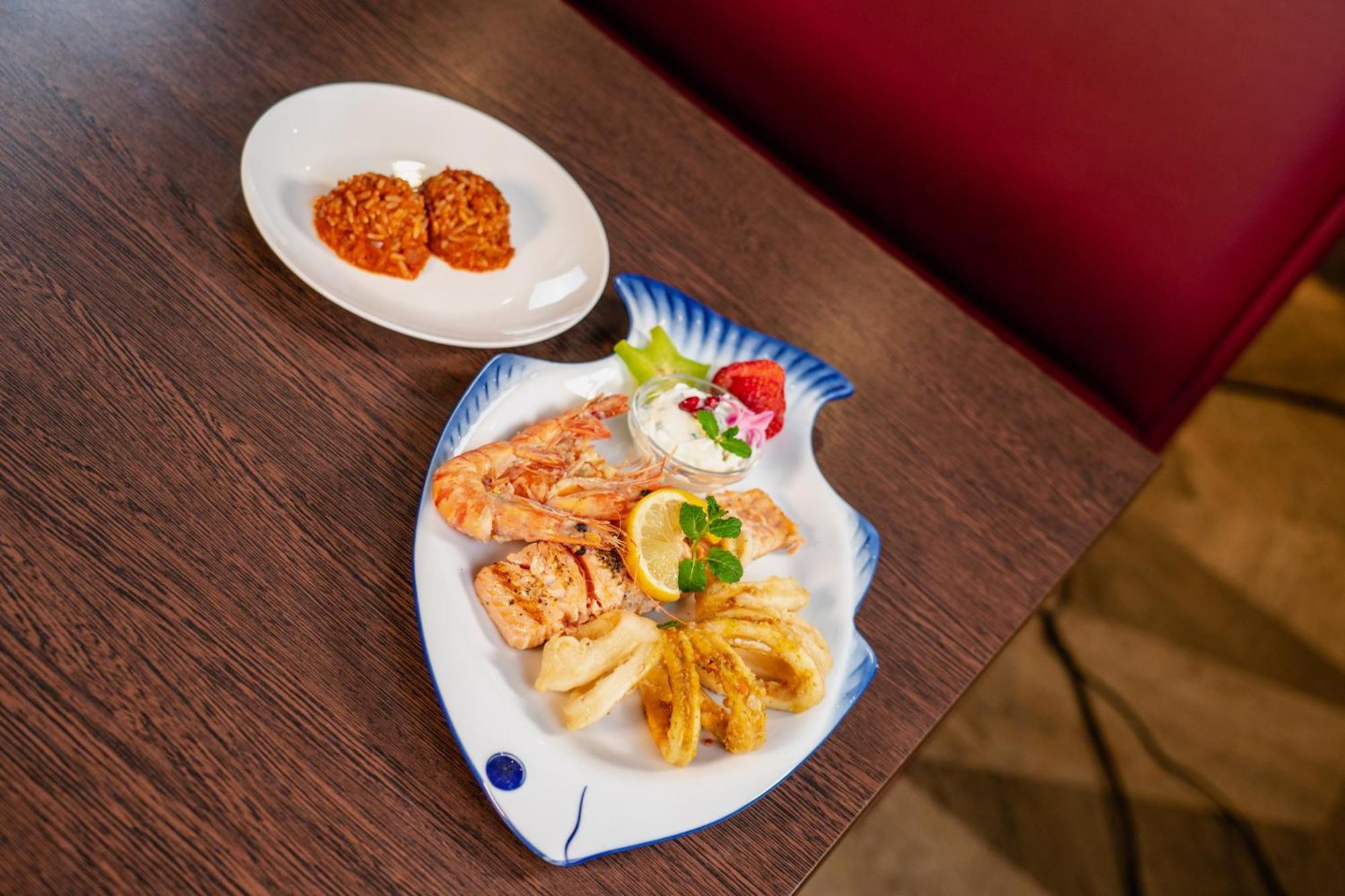 Hotel & Restaurant Sparta Olsztyn Bagian luar foto